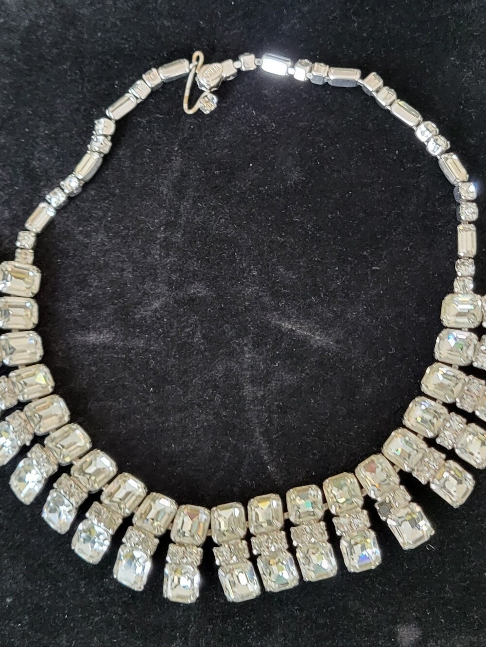 Vintage Weiss Silvertone Rhinestones  Statement Necklace and Tassel Earrings Set - Picture 3 of 8